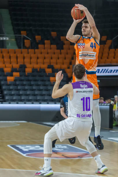 回顾锡伯杜 回顾锡伯杜