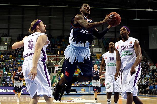 6次总决赛 6次总决赛