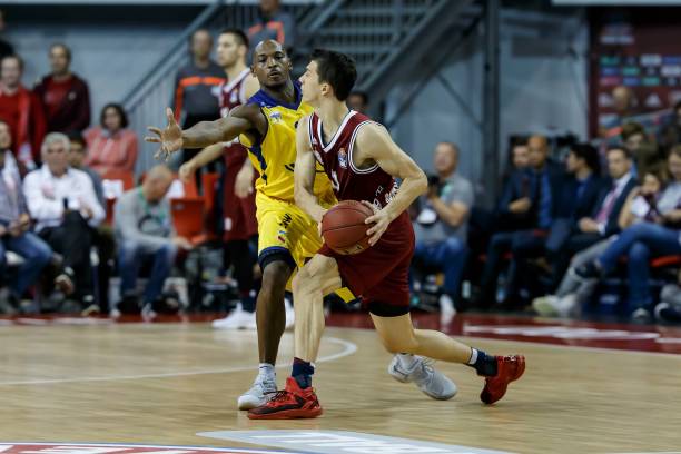 对西班牙队 对西班牙队