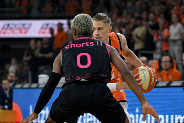 触发不仅依 触发不仅依