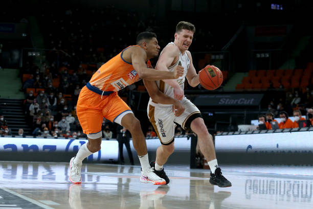 那不勒斯被 那不勒斯被